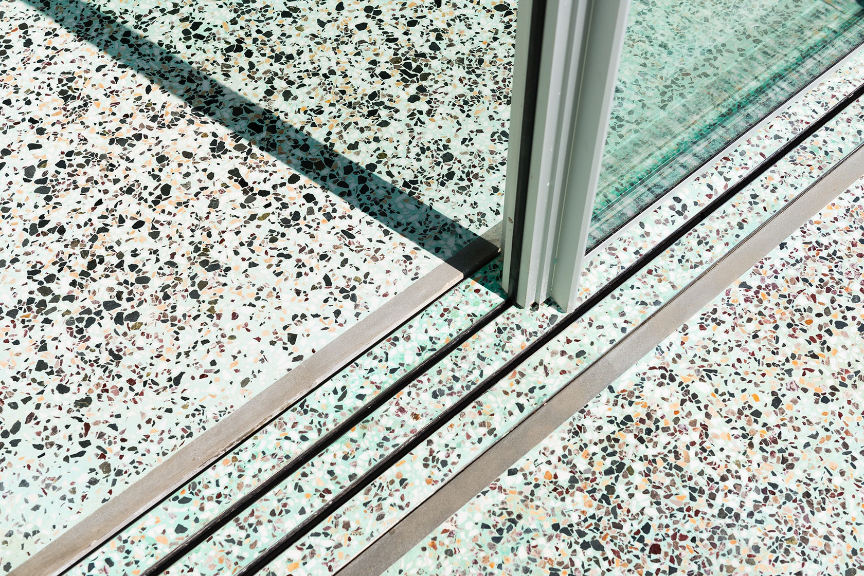 You are currently viewing Safety tips as regards using terrazzo tiles